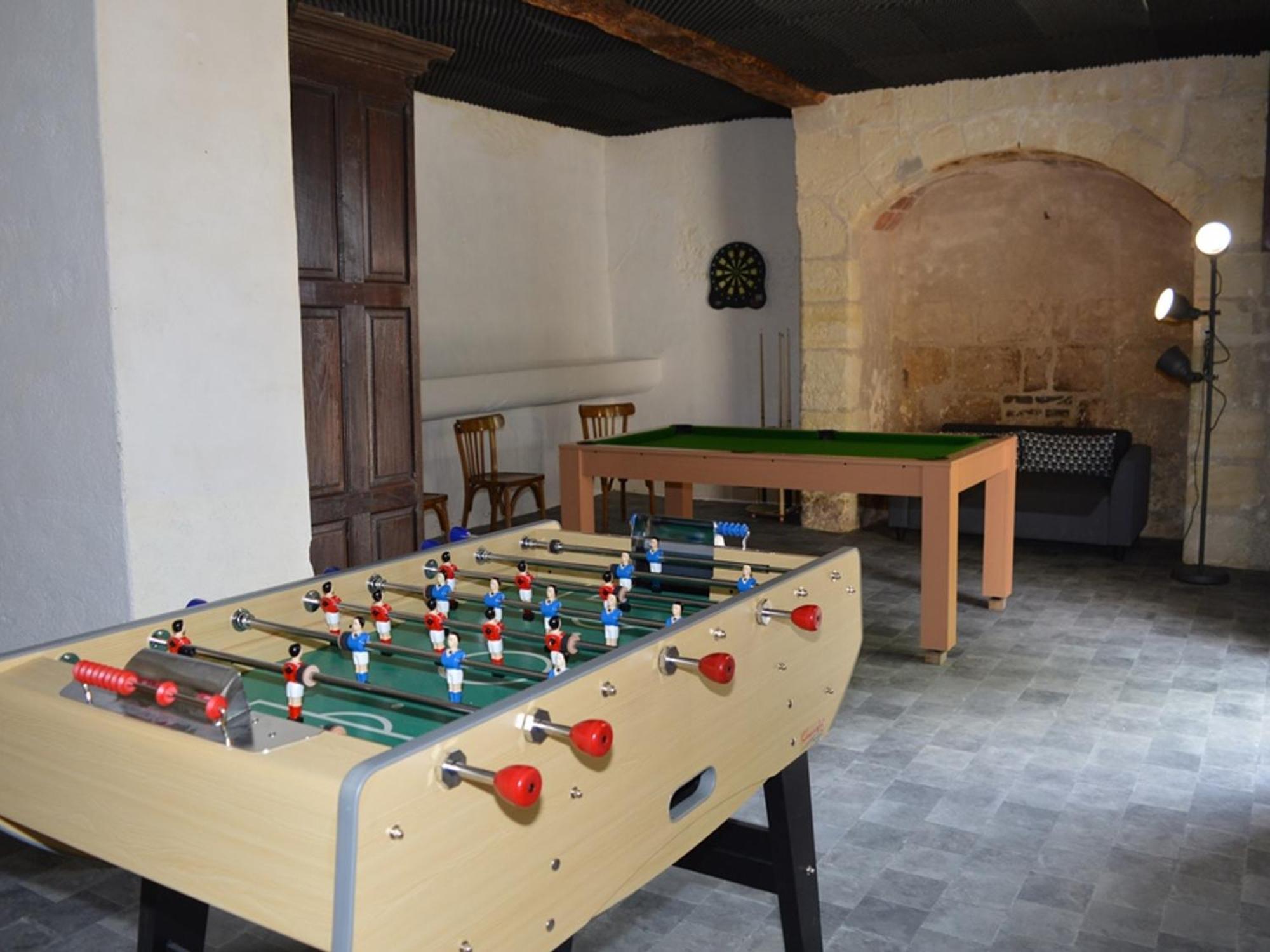 Maison Troglodyte Elegante Avec Spa, Salle De Jeux Et Jardin Clos A Vouvray - Fr-1-381-87 Zewnętrze zdjęcie